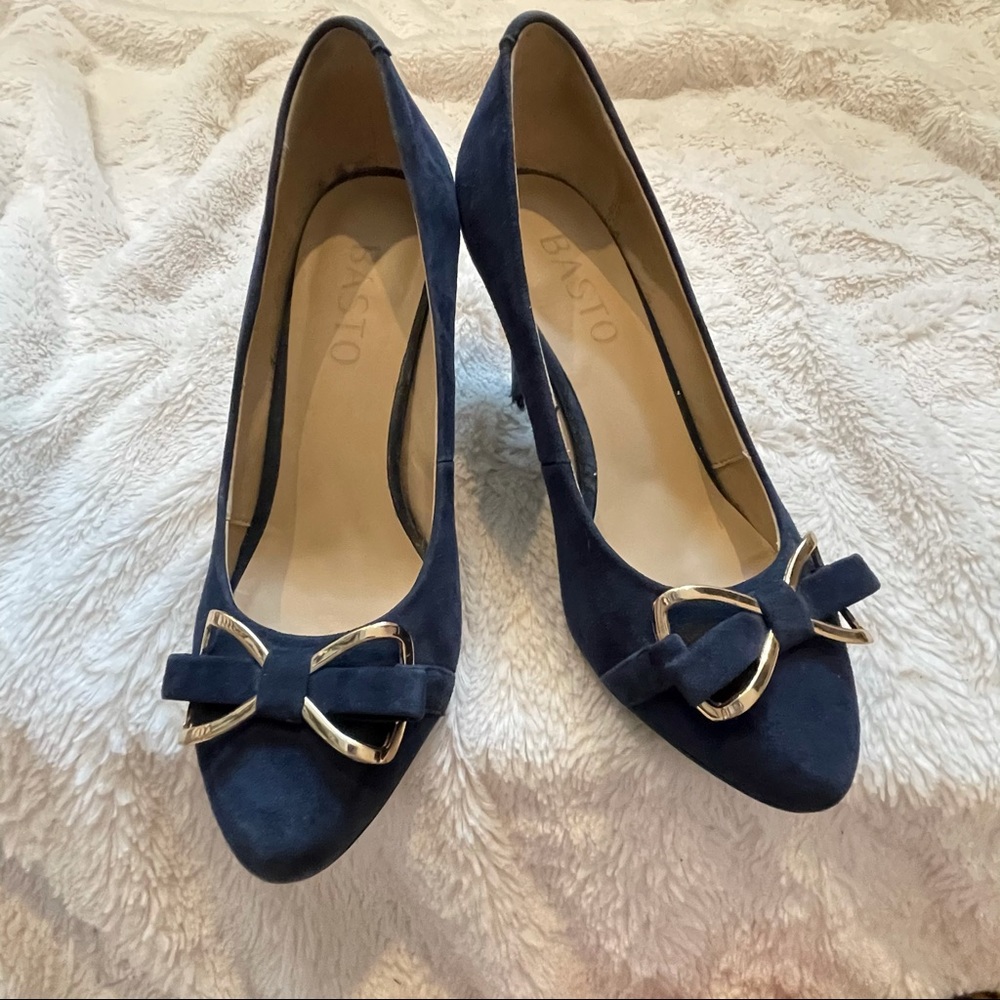 Cute tie high heels